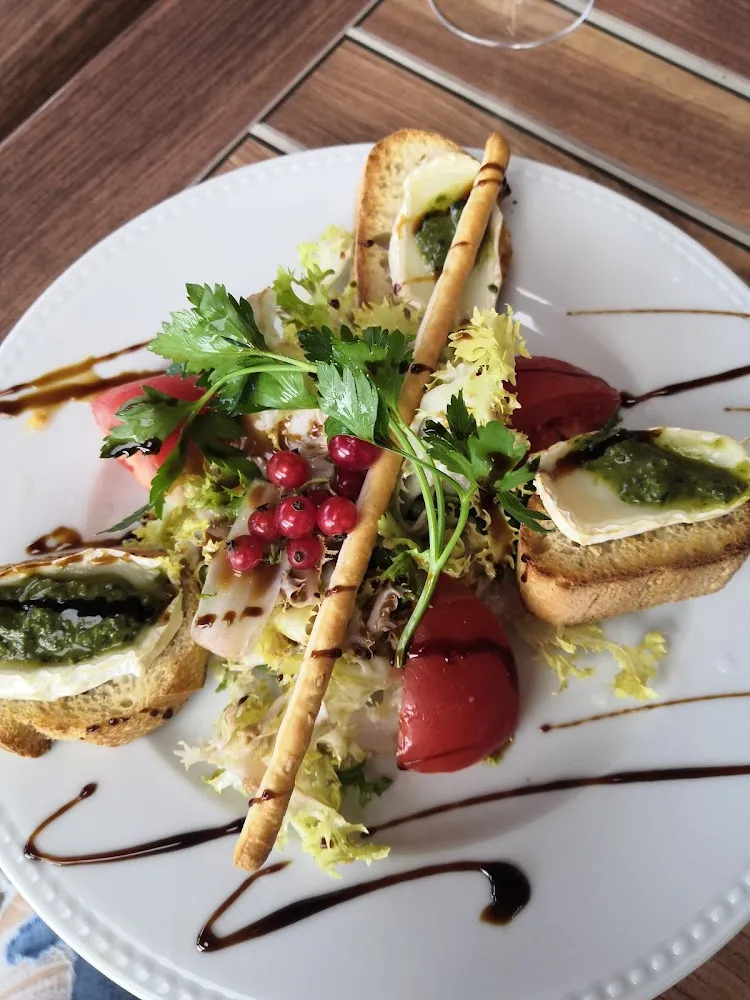 Salade de Chèvre Chaud